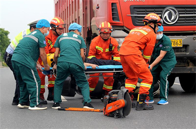 东港区沛县道路救援